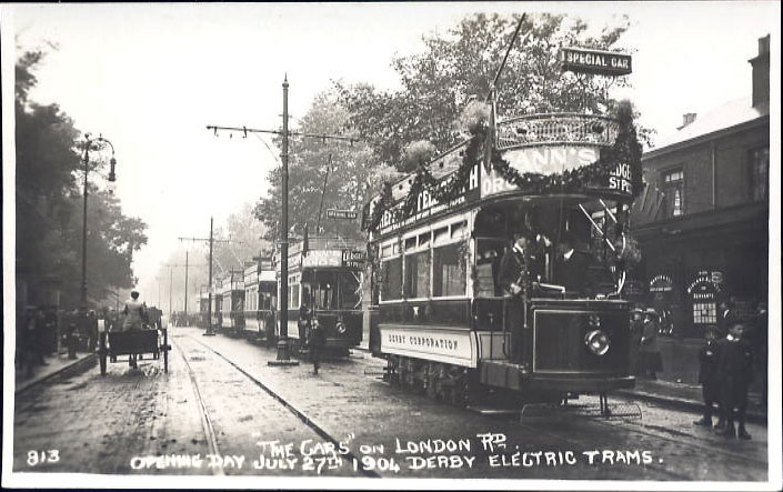 Foto antigua de tranvía en Londres