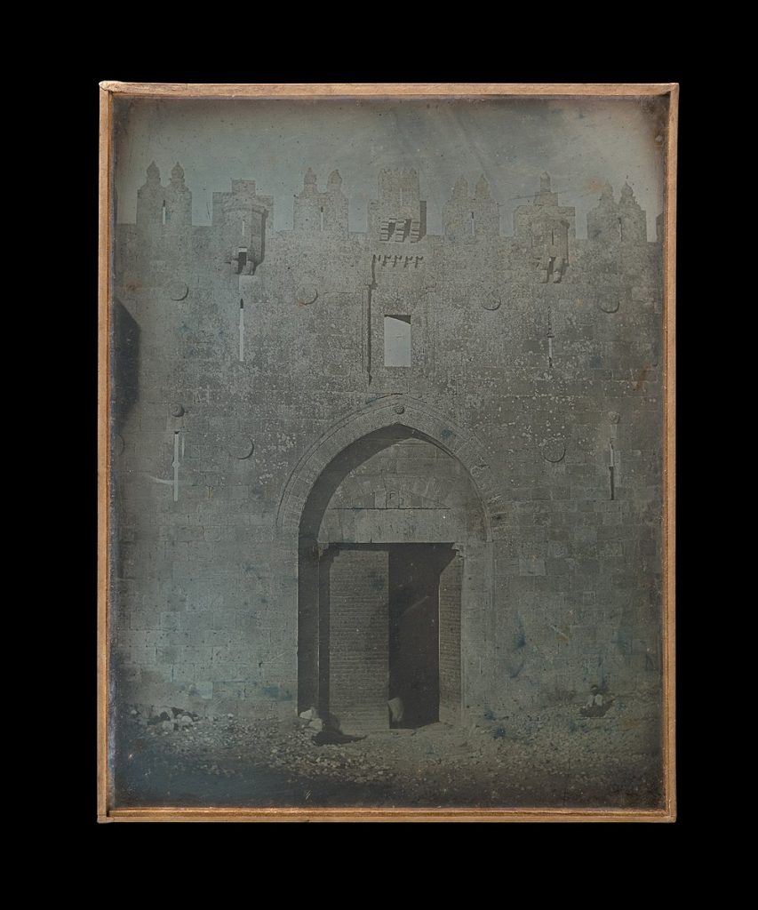 Puerta de damasco de la capilla de Jerusalén